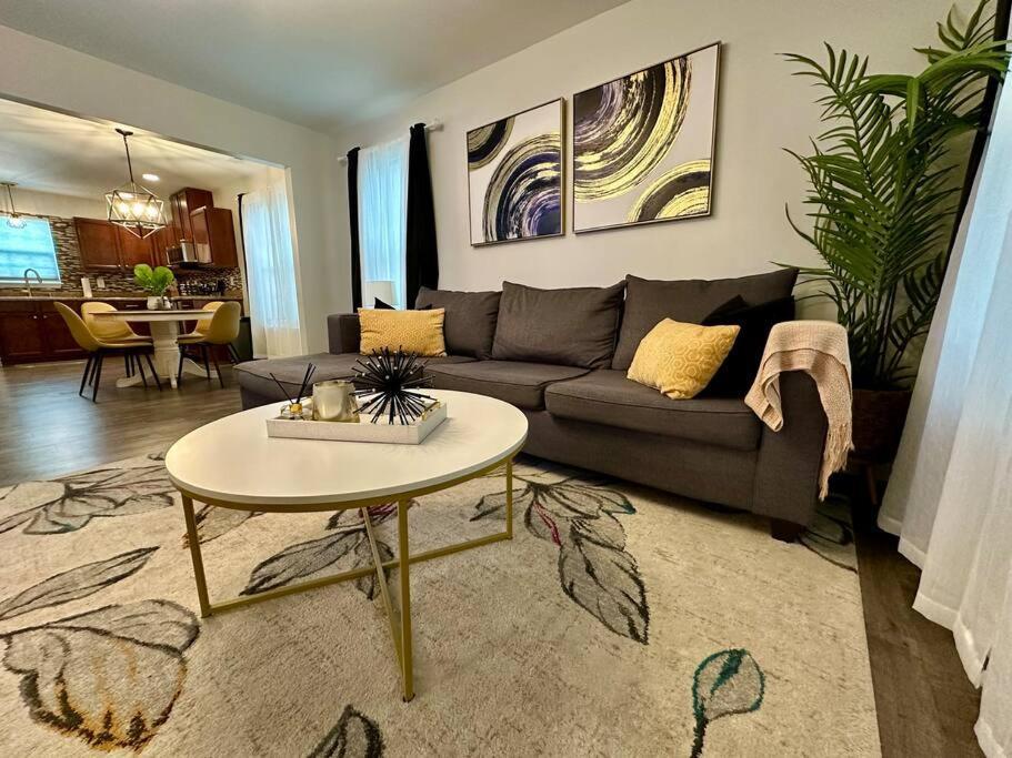 Cozy And Luxury Home Raleigh Exteriér fotografie