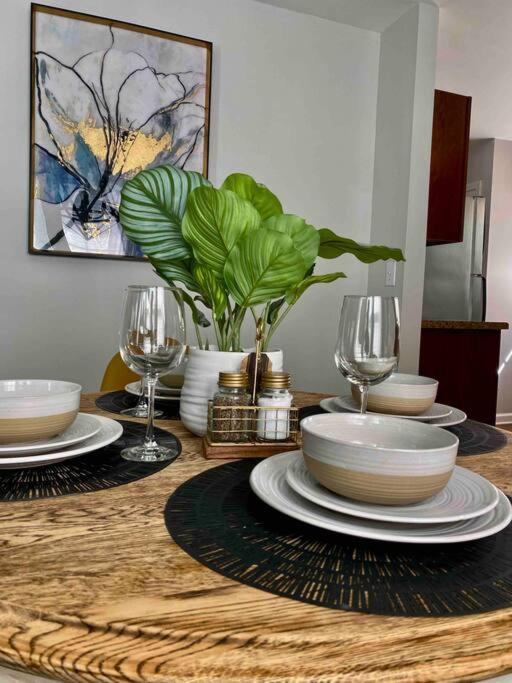 Cozy And Luxury Home Raleigh Exteriér fotografie